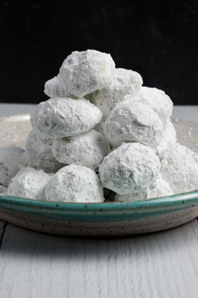 cookies and cream snowball cookies