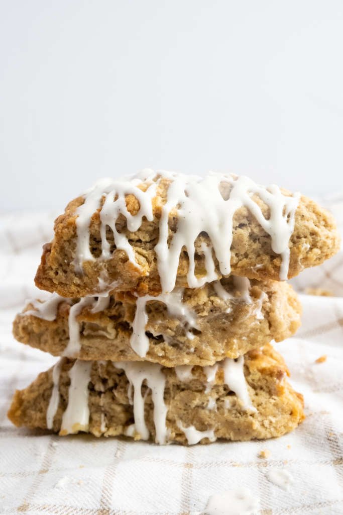 chai infused pear scones with vanilla bean glaze