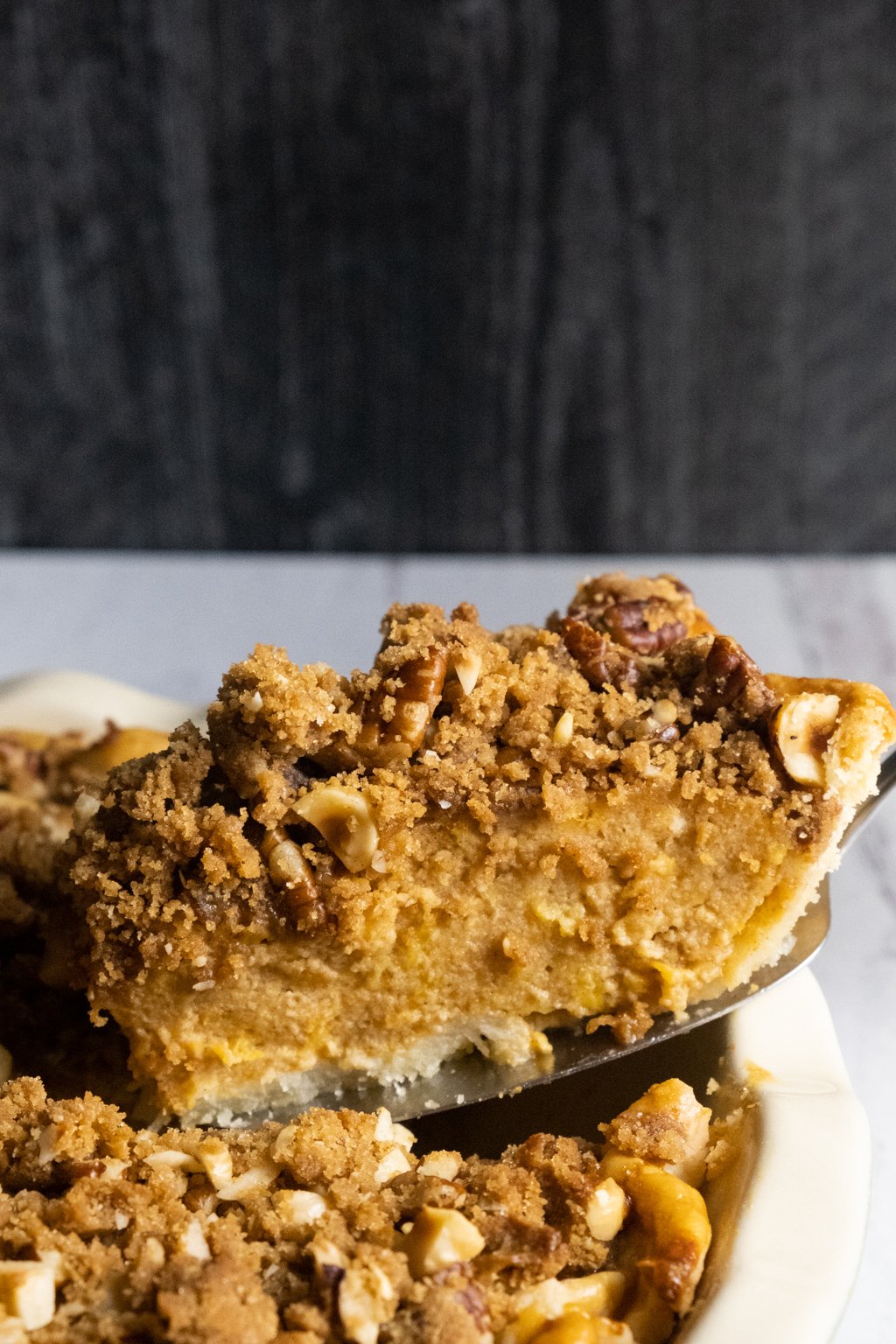 sweet potato pie with gingerbread nut crumble