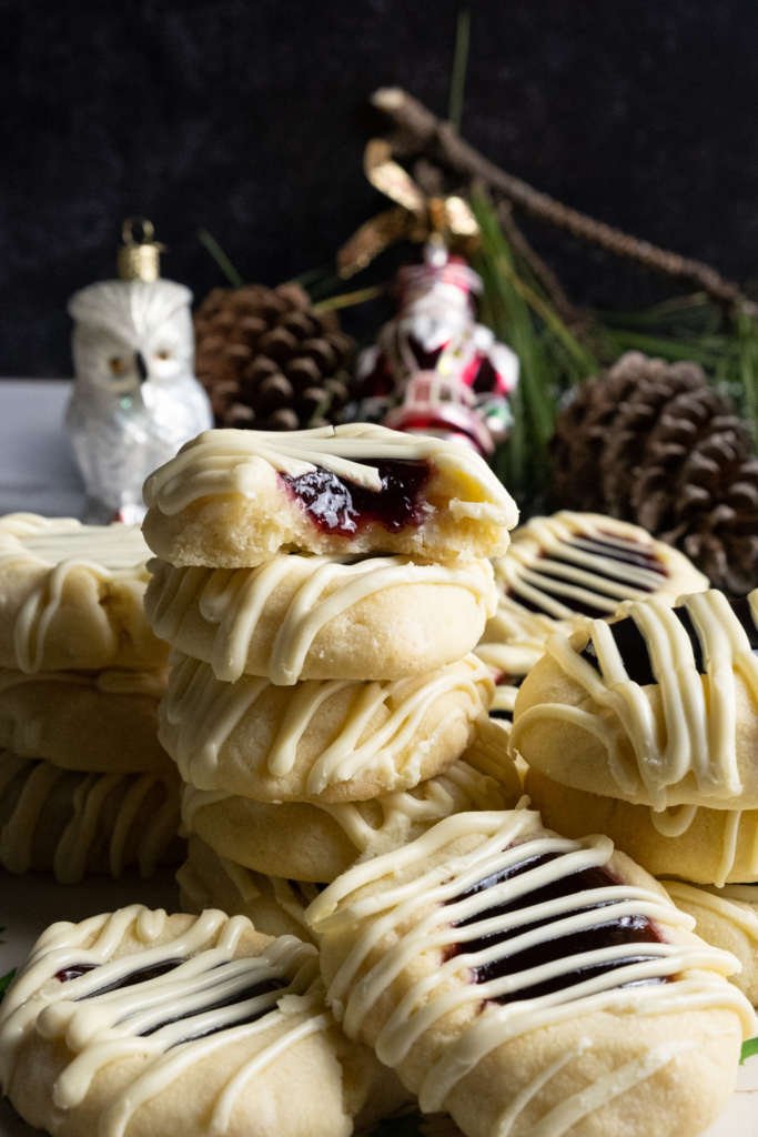 white chocolate raspberry thumbprint cookies