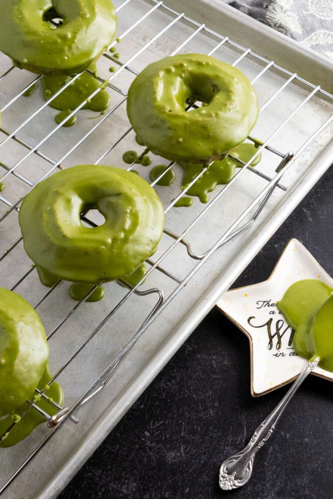 baked matcha cinnamon cake donuts