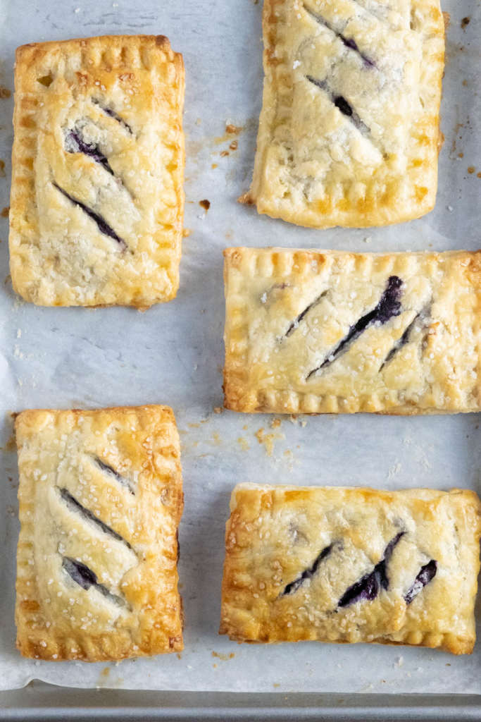 blueberry hand pies